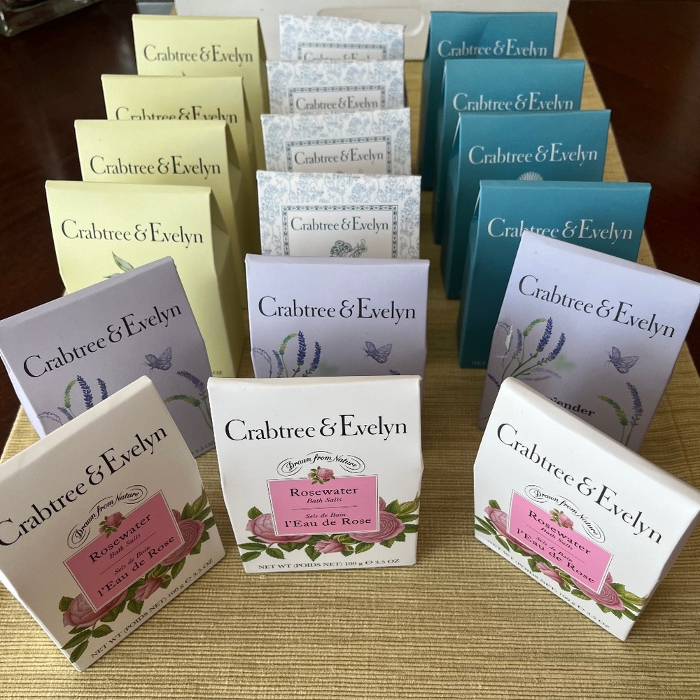 Crabtree & Evelyn Bath Salts ~ Bundle of 18 ~  🛁˚○•
